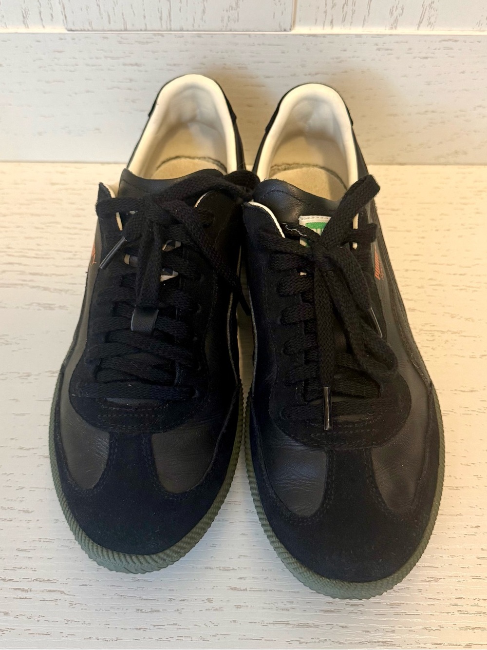 Puma Men's Black & Olive Low-Profile Sneakers Super Liga size 8.5 indoor soccer